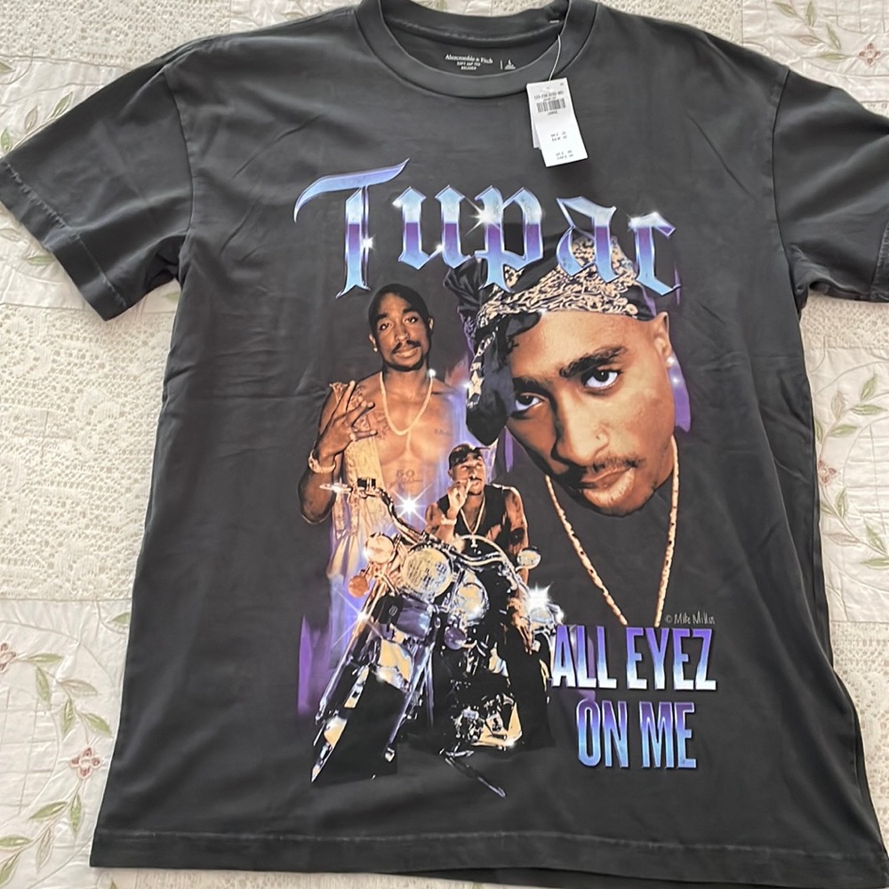 Abercrombie & Fitch Tupac graphic tee